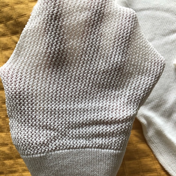 Tristan ivory knit V-neck NWT - Picture 3 of 3